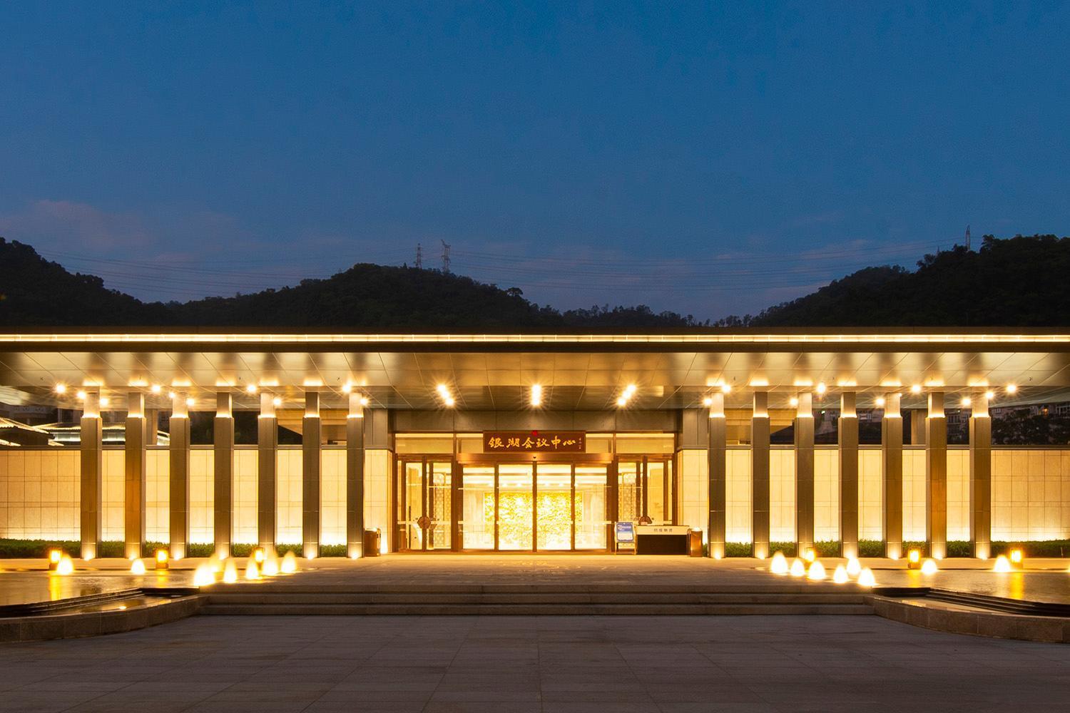 Shenzhen Silver Lake Conference Center Hotel Exterior photo